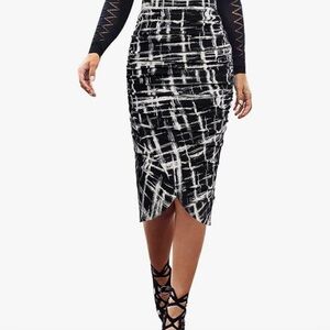Elegant Black and White Pencil Skirt